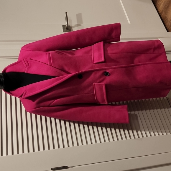 BCBG FUSCIA COAT - Picture 7 of 13